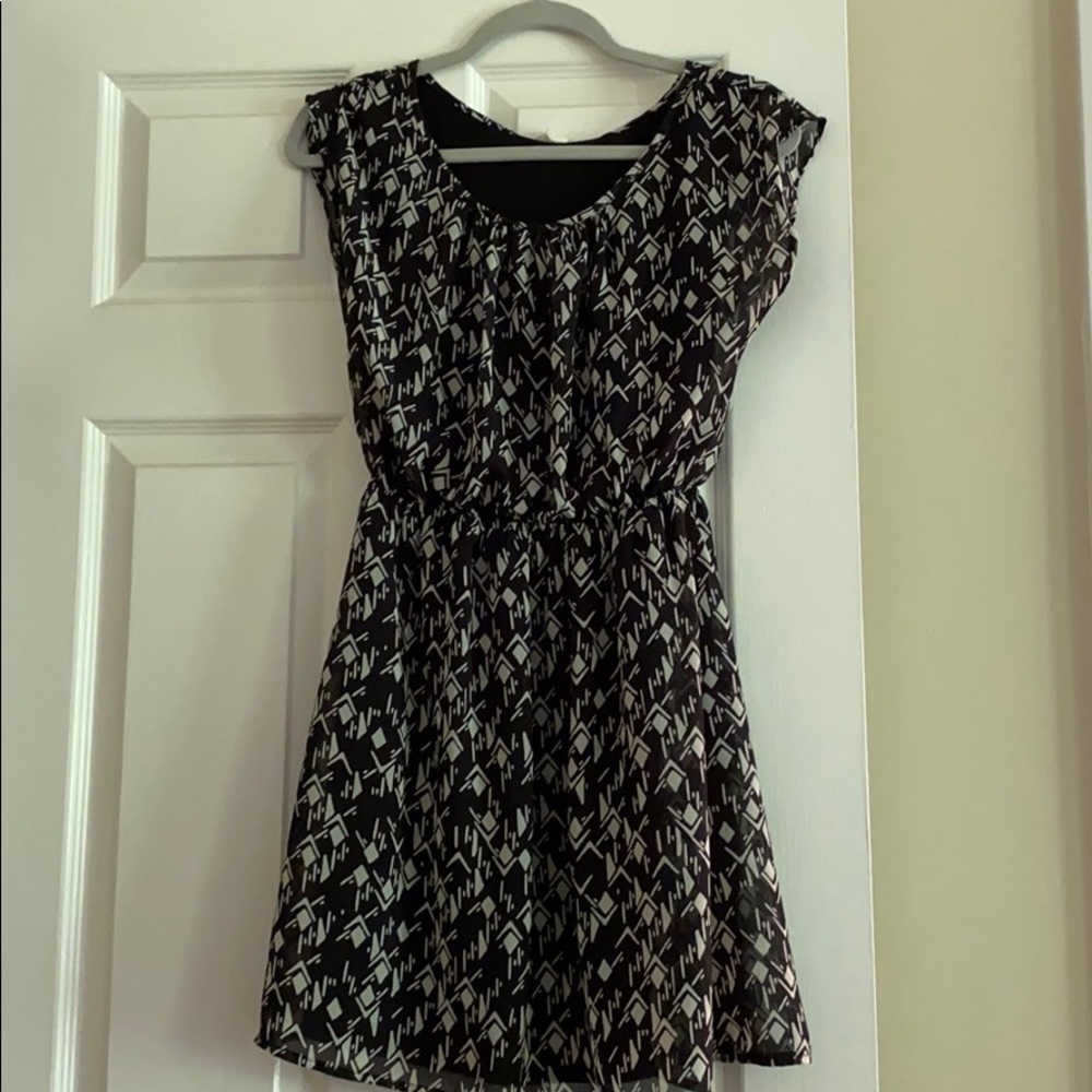 Easy breezy elastic waist dress